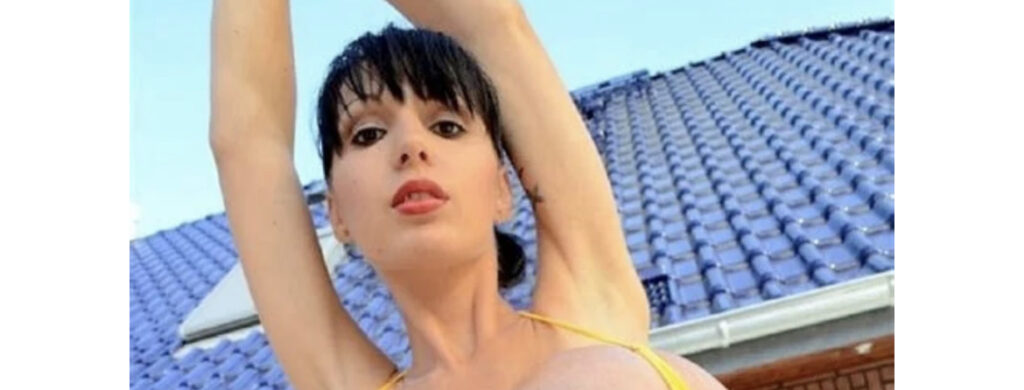 huge-boobs-women-busty-nudes-thickerstickers