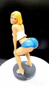 blonde-twerk-toy
