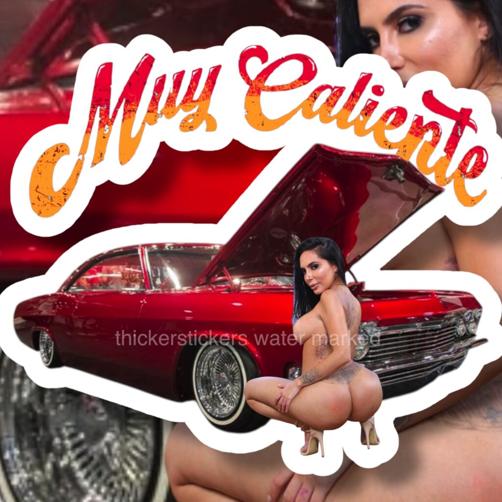 Muy Caliente Squating Latina